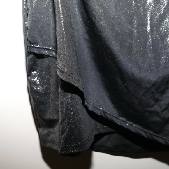 One should top - Picture 4 of 8